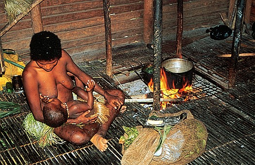 Ningerum tribe, Upper Fly river, Papua New Guinea. Dr. Zoltan Takacs.